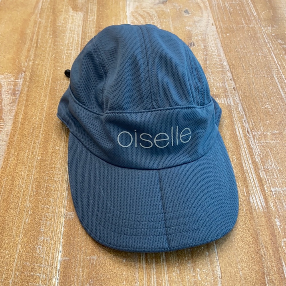 Oiselle Foldable Cap